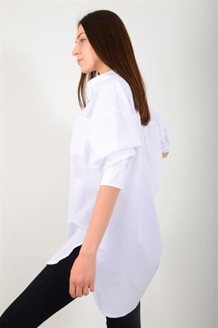 Kadın Beyaz Yanı Yırtmaçlı Gömlek 3563